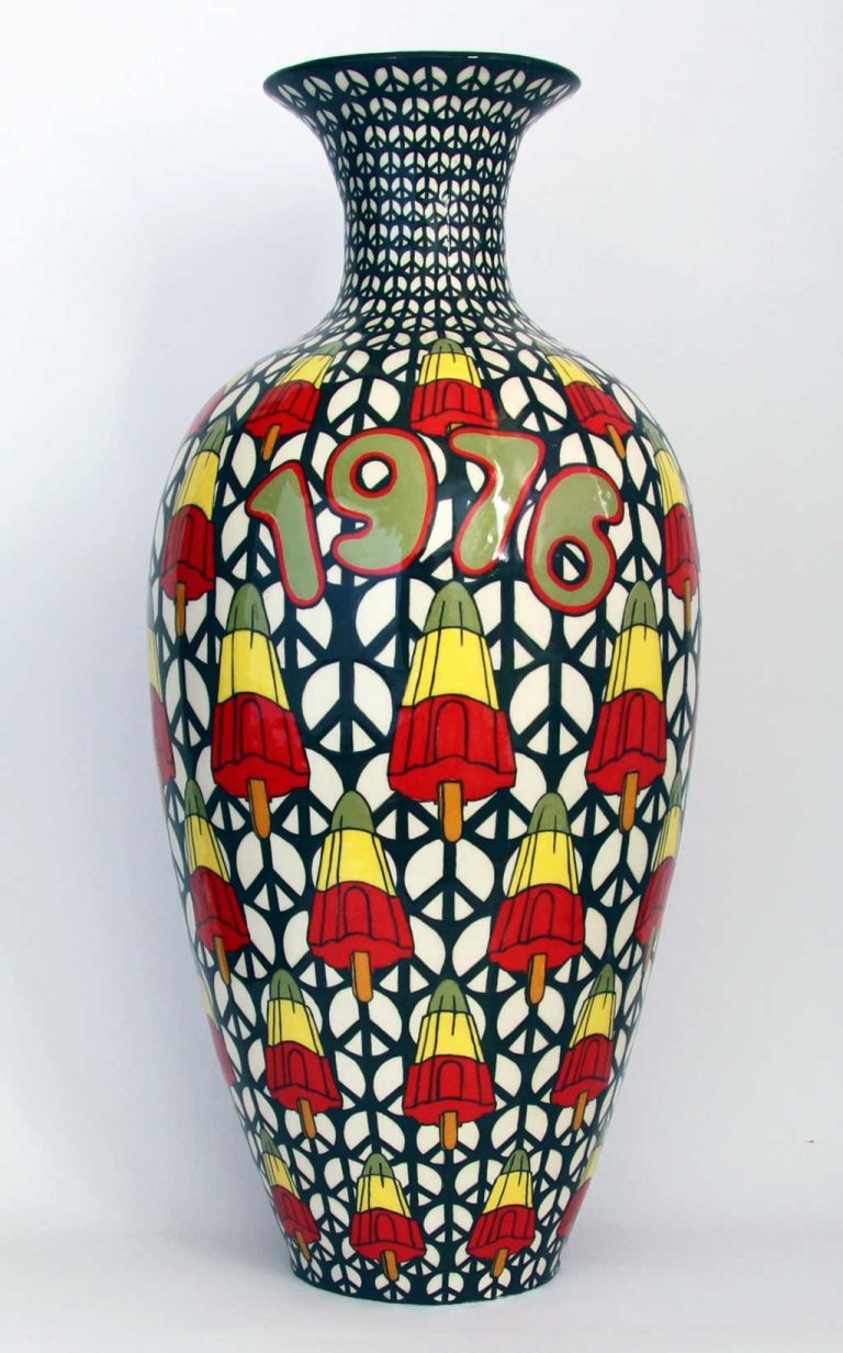 1976 ZOOM Lolly Vase